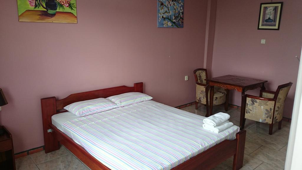 Hotel Paramuru Paramaribo Quarto foto